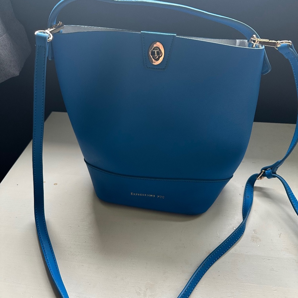 Expressions NYC blue crossbody bag